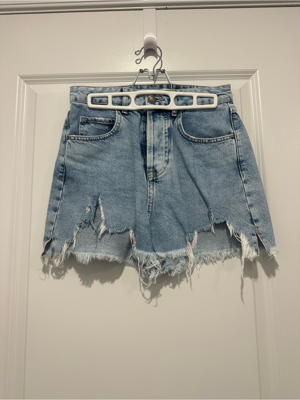 ZARA Light Wash Distressed Denim Shorts